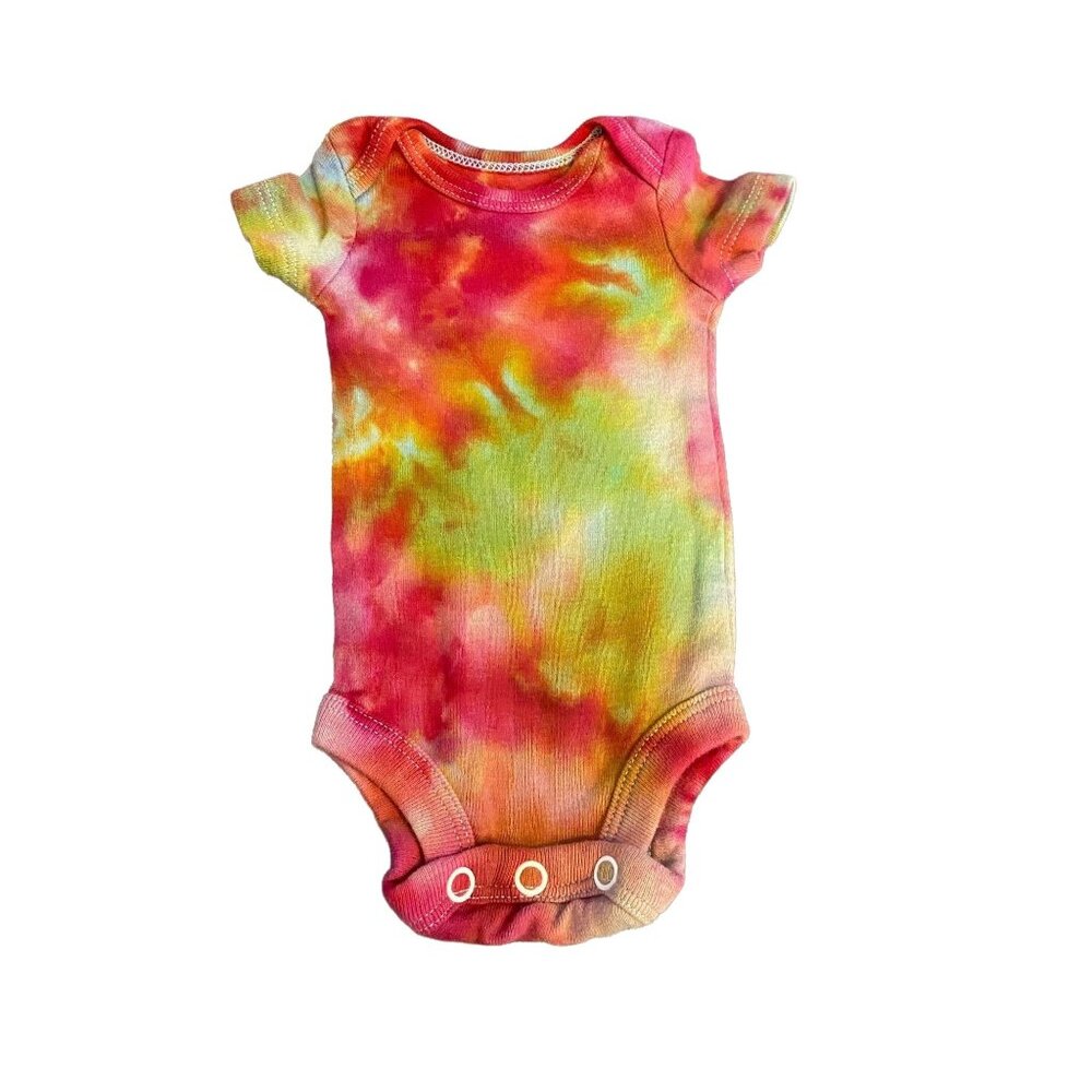Tie Dye Onesie || Preemie, Upcycled ♻️